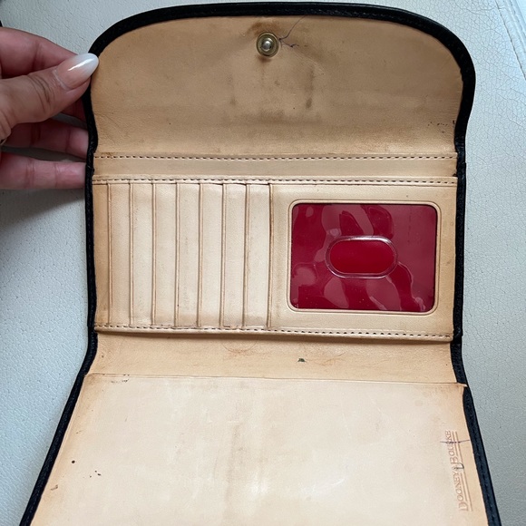 Dooney & Bourke crossbody bag and wallet - Picture 7 of 8